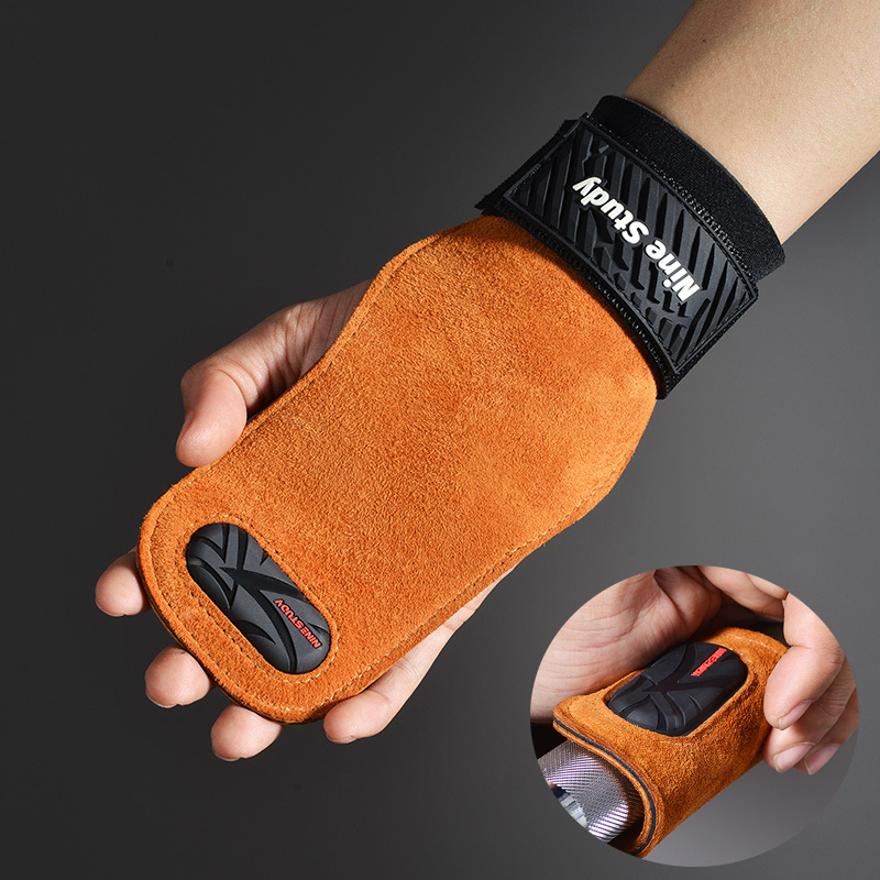 Guanti per impugnature da pale - Crossfit Workout With Equipment recensione e prezzo
