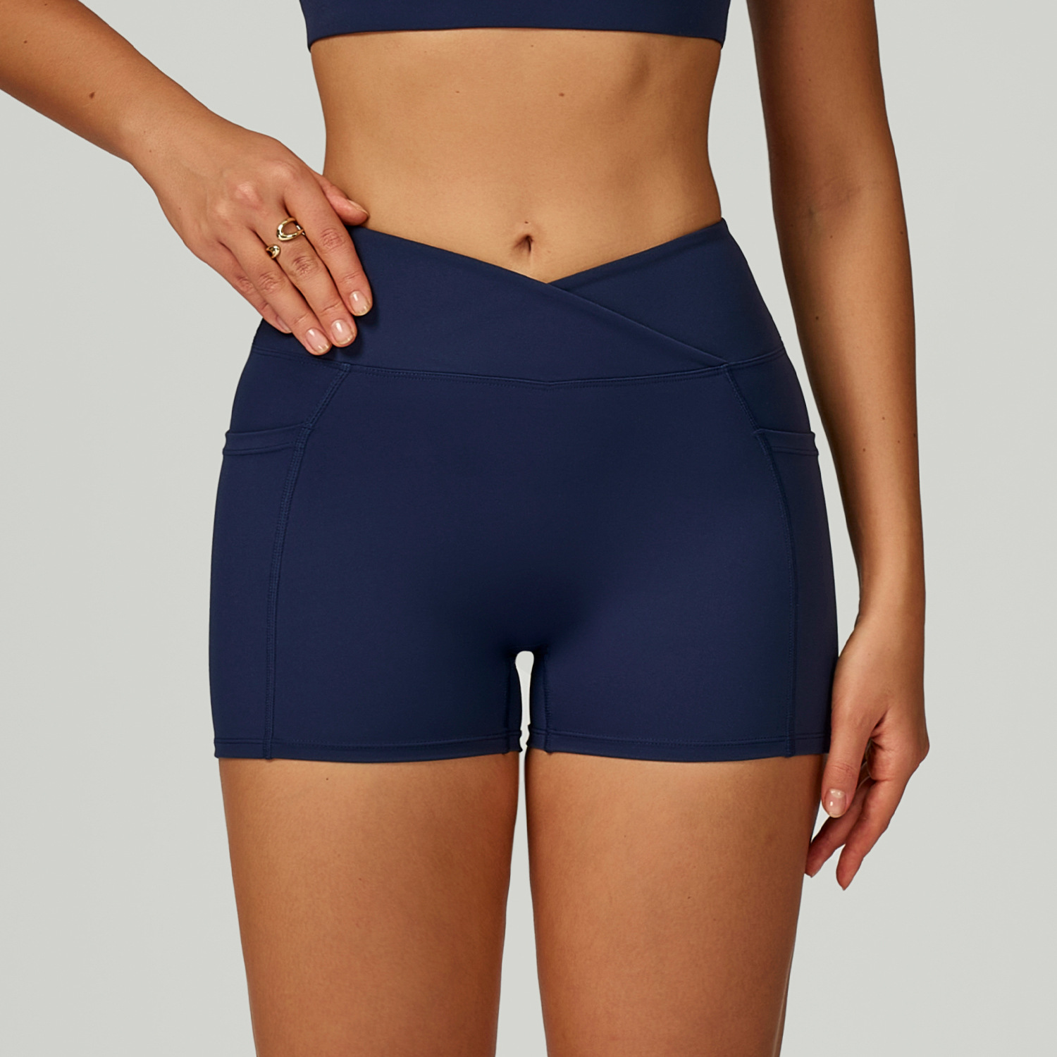 Pantaloncini Yoga a Vita Incro - Crossfit Workout With Equipment recensione e prezzo